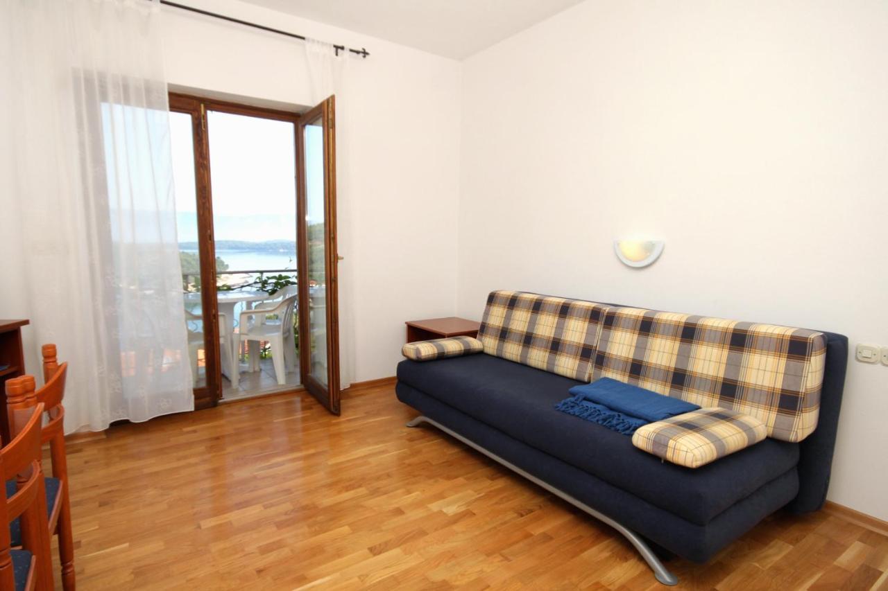 Apartments With A Parking Space Jelsa, Hvar - 8765 Jelsa  Exterior foto