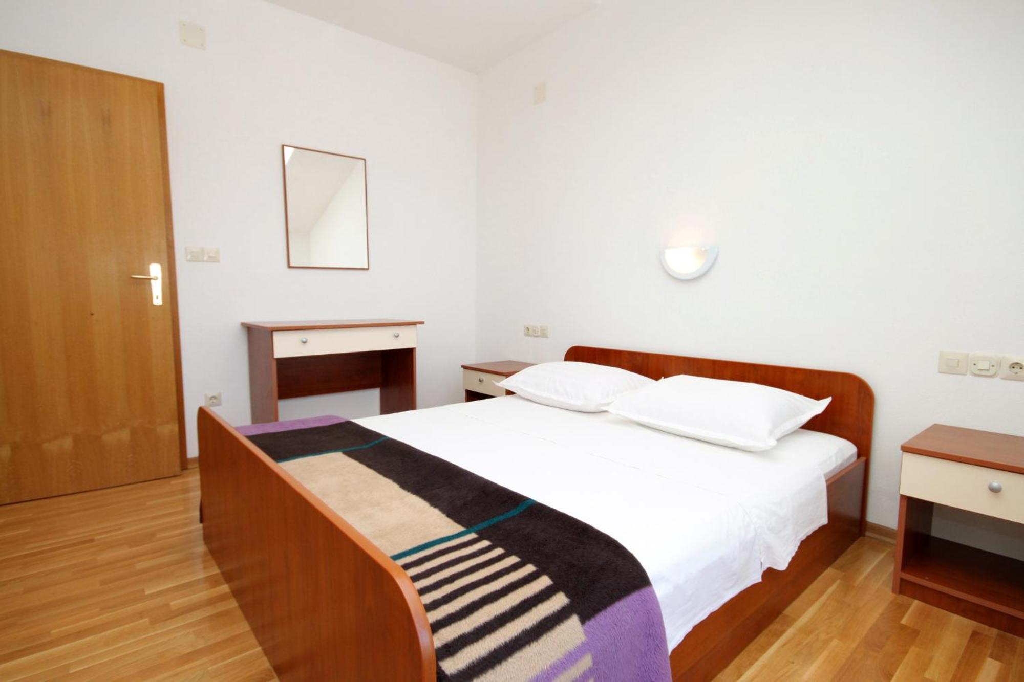 Apartments With A Parking Space Jelsa, Hvar - 8765 Jelsa  Habitación foto